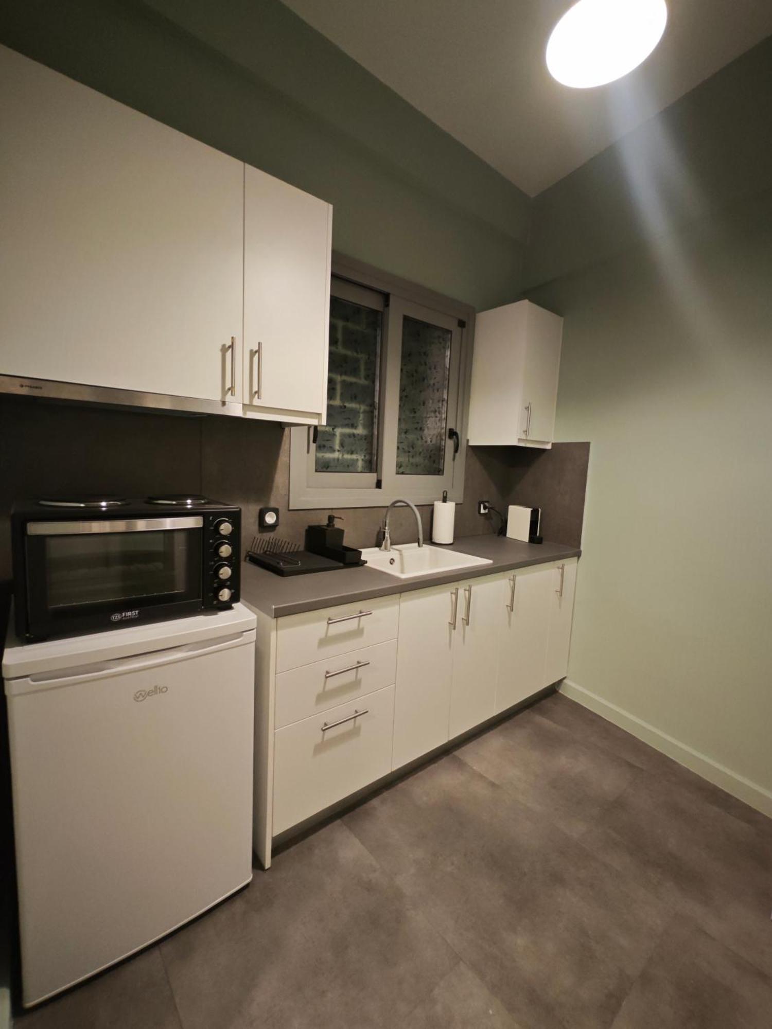 Caravin Wanderhome Acropolis, 1 Min From Acropolis Museum Atenas Exterior foto